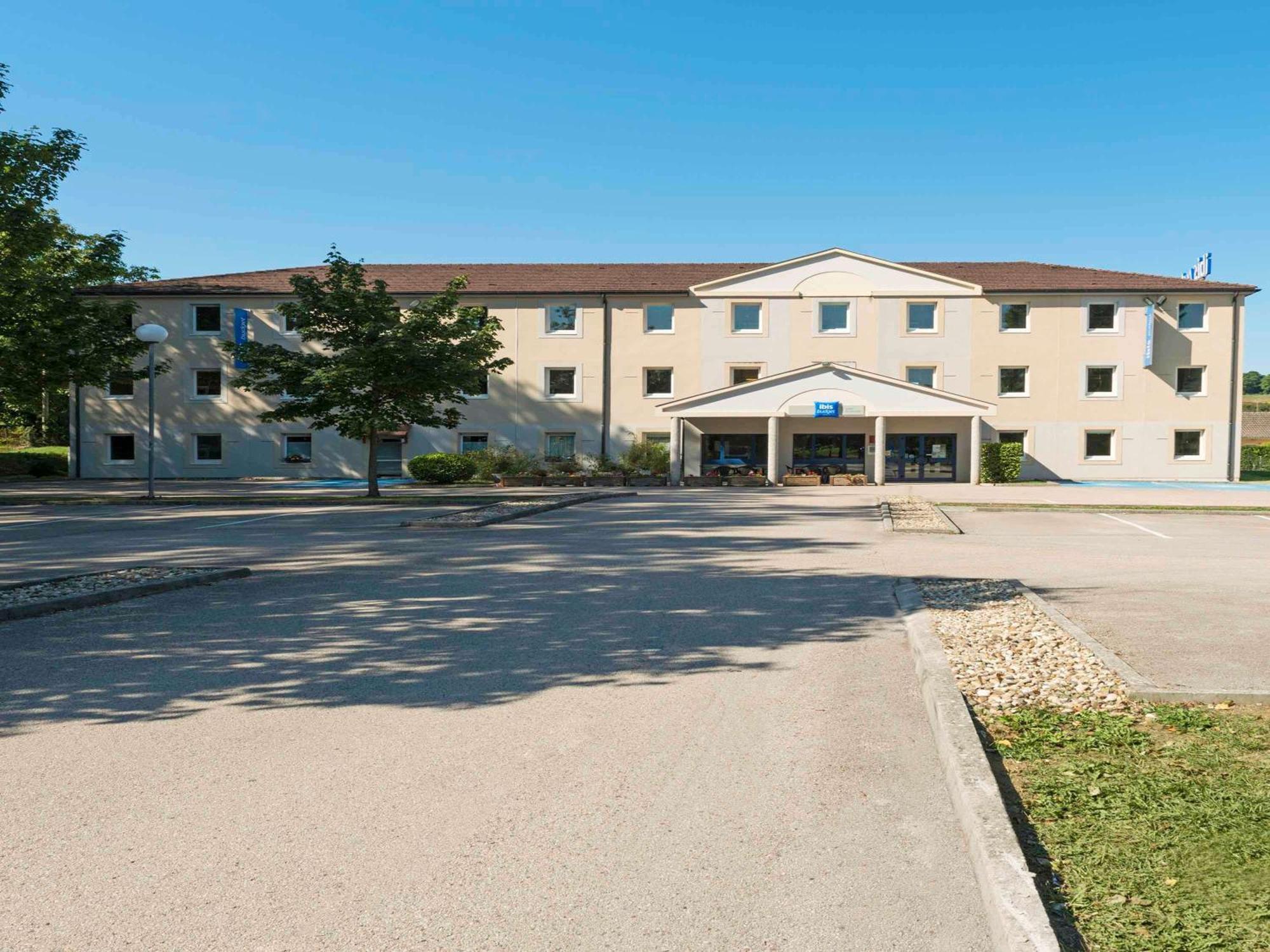 Ibis Budget Lons le Saunier - A39 HOTEL CLIMATISE Exterior foto