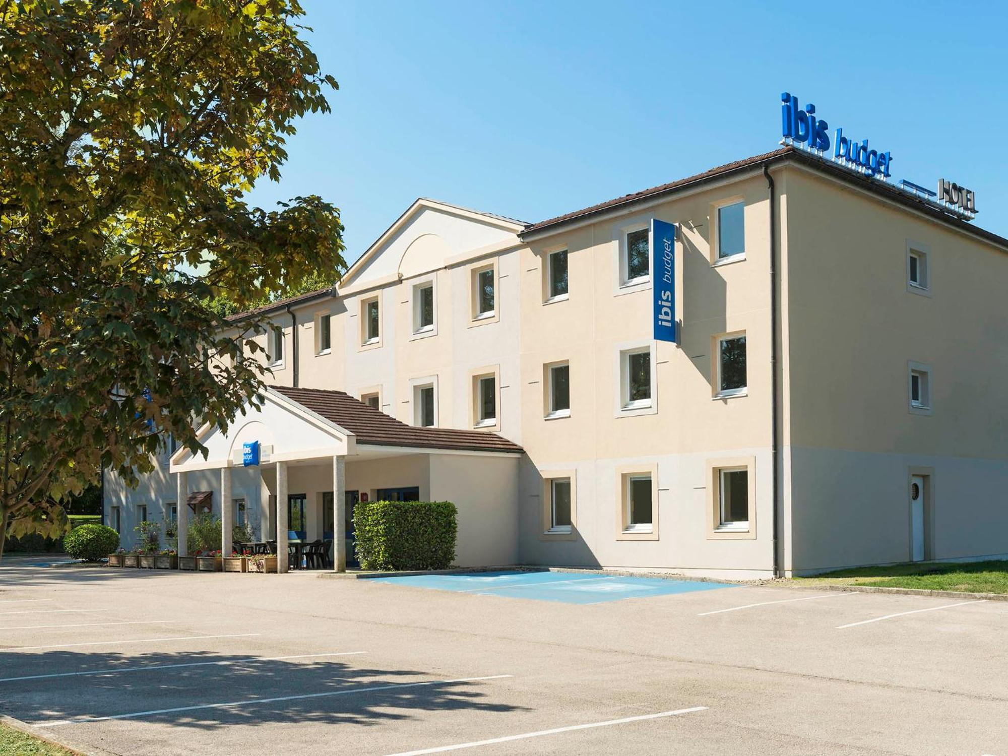 Ibis Budget Lons le Saunier - A39 HOTEL CLIMATISE Exterior foto